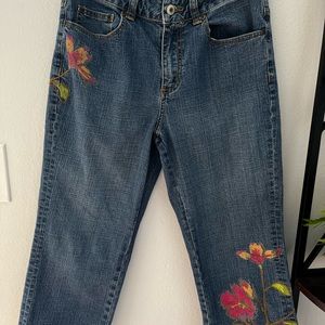 Coldwater Creek Cropped Jeans Denim Flowers, Size 6